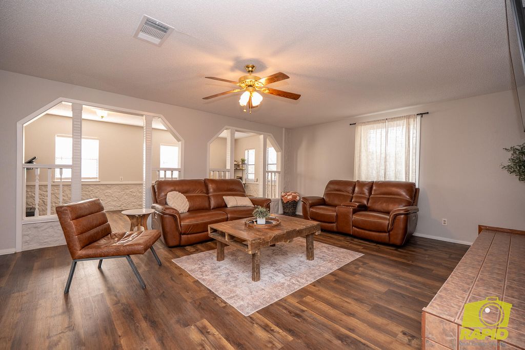Image 8 of property listing at 110 Kennedy Drive, San Angelo, TX 76905