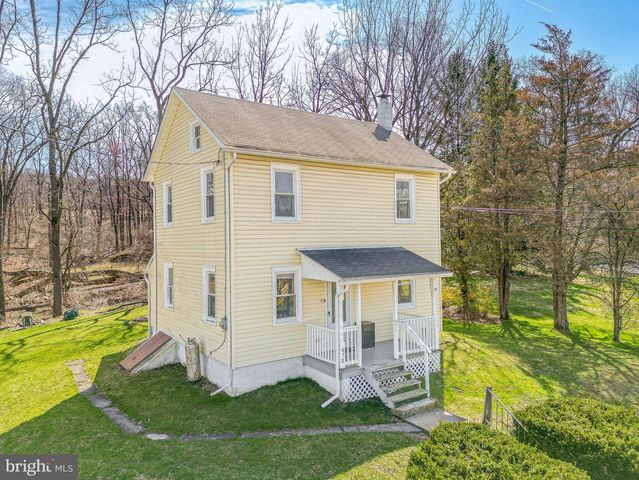 638 STATE ST, Mertztown, PA 19539