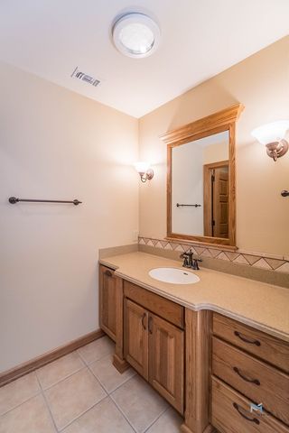 6873 Green Oaks Dr, Christoval, TX 76935