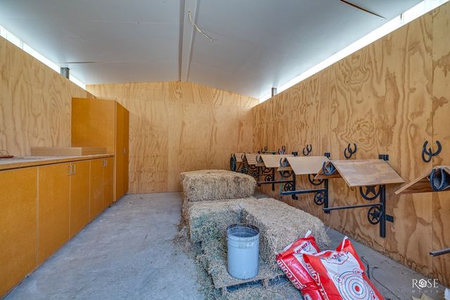 6873 Green Oaks Dr, Christoval, TX 76935