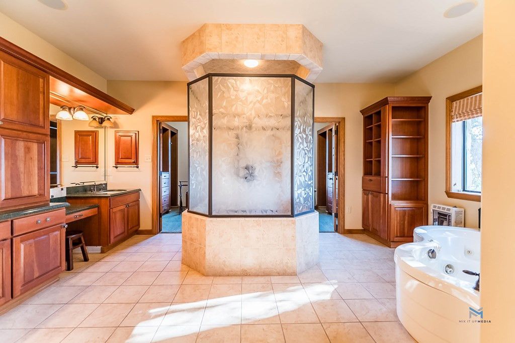 Image 13 of property listing at 6873 Green Oaks Drive, Christoval, TX 76935