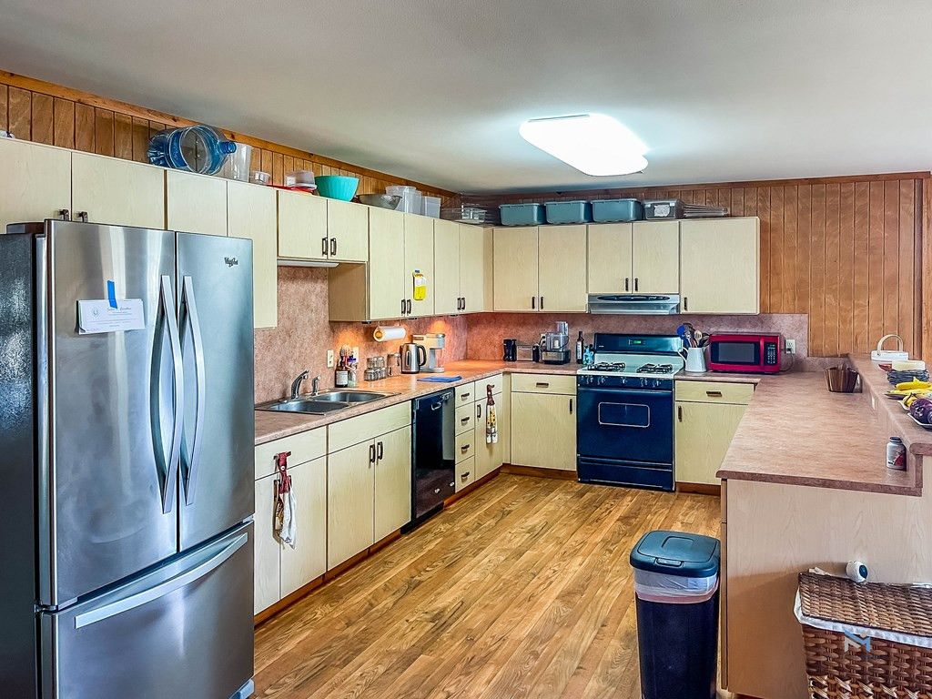 Image 32 of property listing at 6873 Green Oaks Drive, Christoval, TX 76935