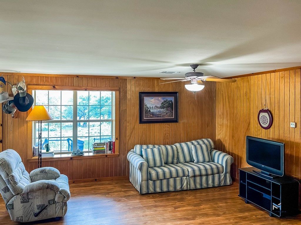 Image 34 of property listing at 6873 Green Oaks Drive, Christoval, TX 76935