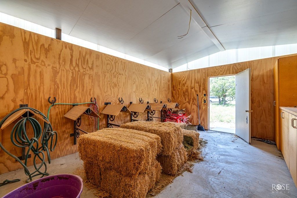 Image 42 of property listing at 6873 Green Oaks Drive, Christoval, TX 76935