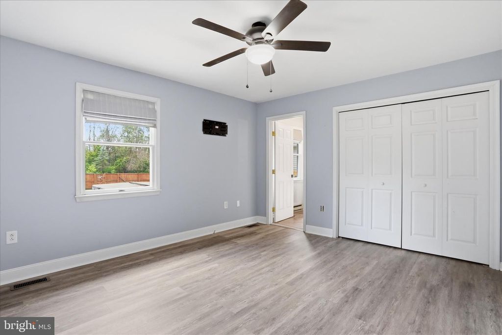 Image 10 of property listing at 13733 BARNHART RD, Clear Spring, MD 21722