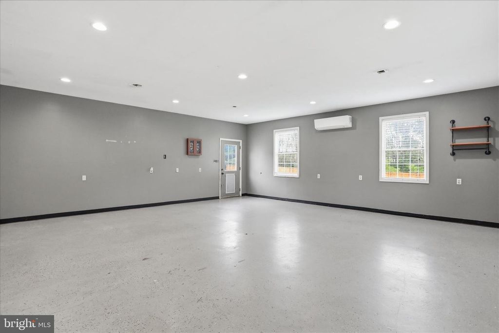 Image 21 of property listing at 13733 BARNHART RD, Clear Spring, MD 21722