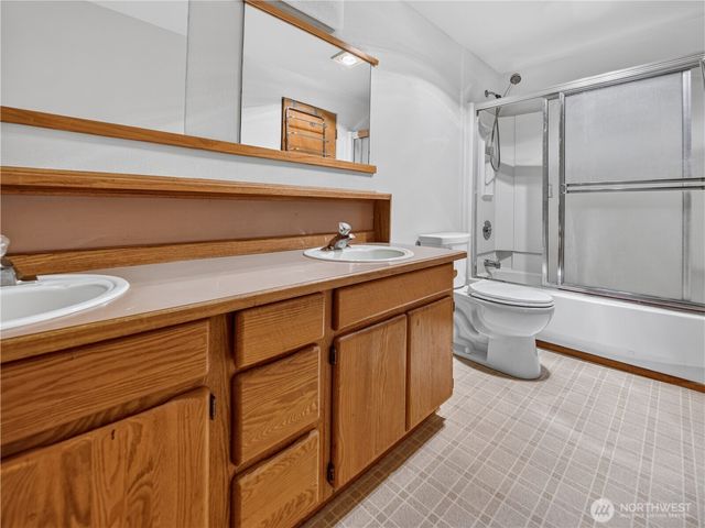 22430 SE 392nd Street, Enumclaw, WA 98022