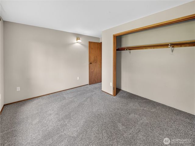 22430 SE 392nd Street, Enumclaw, WA 98022