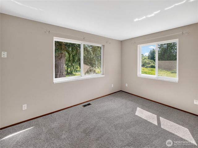 22430 SE 392nd Street, Enumclaw, WA 98022