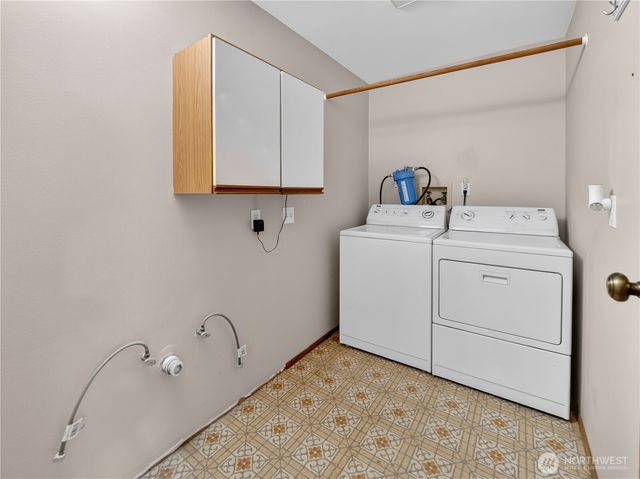 22430 SE 392nd Street, Enumclaw, WA 98022