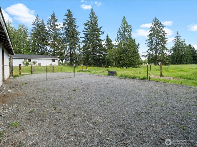 22430 SE 392nd Street, Enumclaw, WA 98022