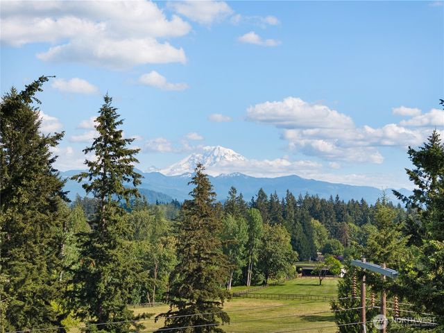22430 SE 392nd Street, Enumclaw, WA 98022