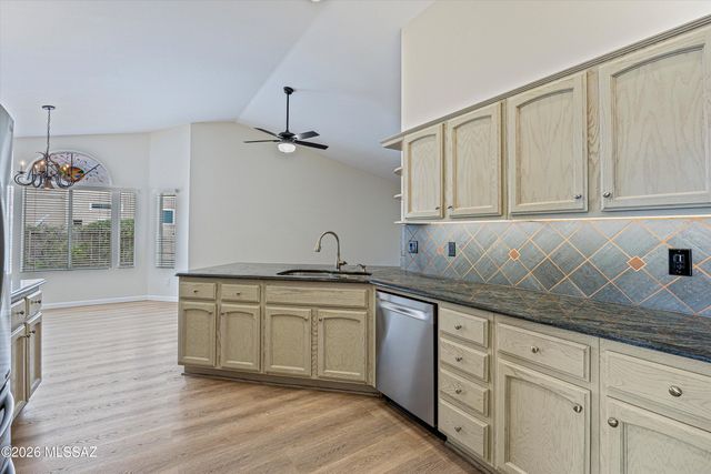 36967 S Ridgeview Boulevard, Tucson, AZ 85739