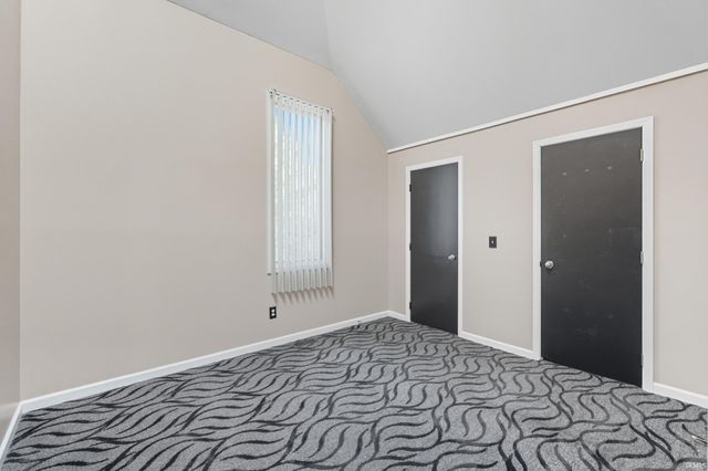 521 Stockade Drive, Fort Wayne, IN 46825