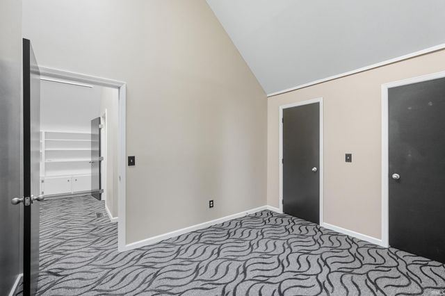 521 Stockade Drive, Fort Wayne, IN 46825