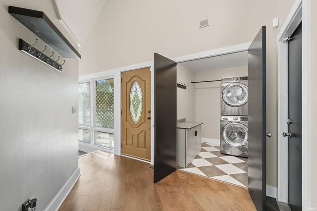 521 Stockade Drive, Fort Wayne, IN 46825