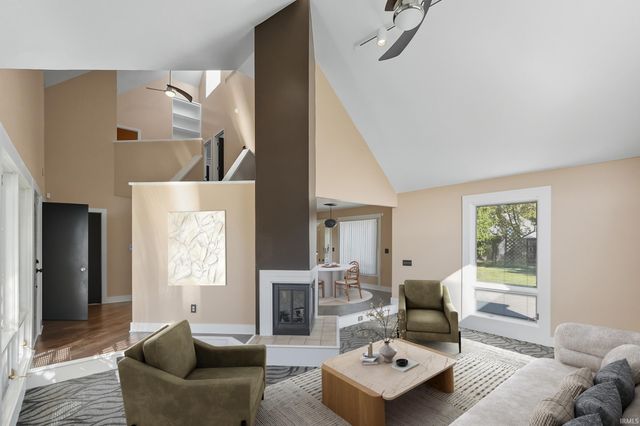 521 Stockade Drive, Fort Wayne, IN 46825