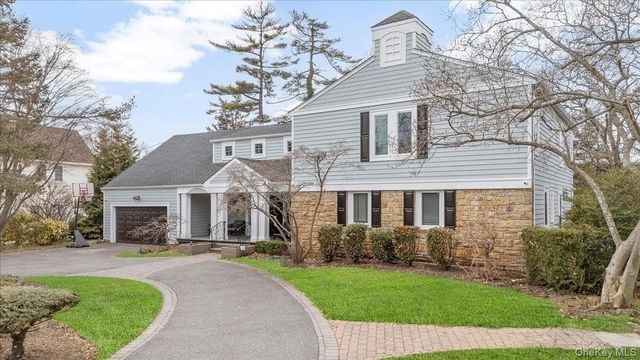1040 Links Road, Woodmere, NY 11598