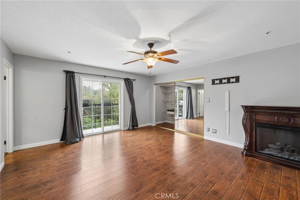 Image 20 of property listing at 9319 Rowell, Chatsworth, CA 91311