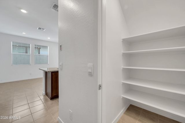 9850 E TAMERY Avenue, Mesa, AZ 85212