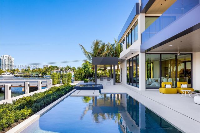 23 Isla Bahia Drive, Fort Lauderdale, FL 33316