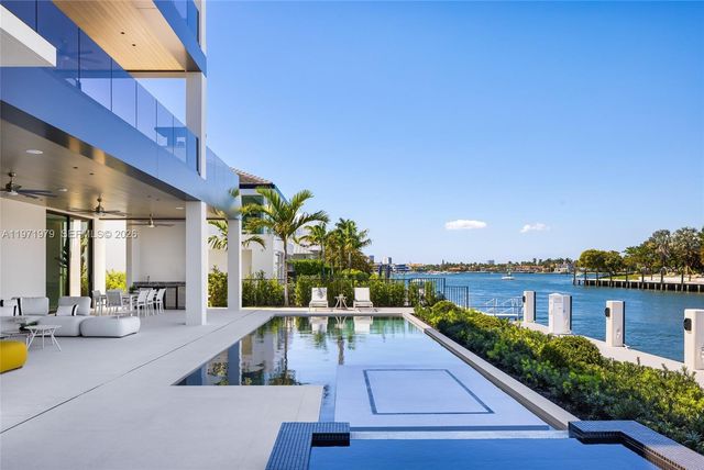 23 Isla Bahia Drive, Fort Lauderdale, FL 33316