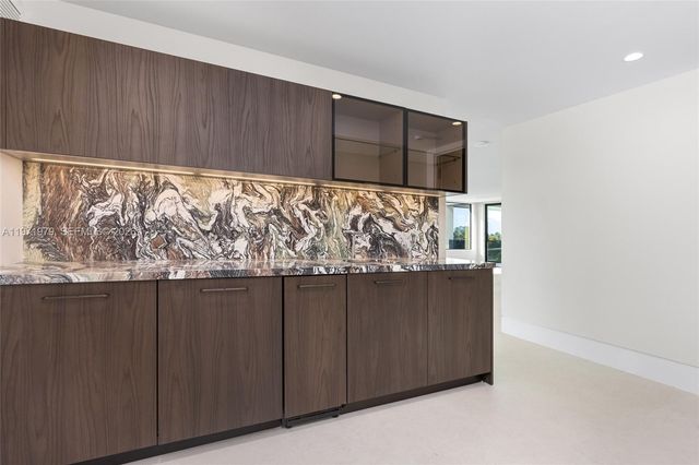 23 Isla Bahia Drive, Fort Lauderdale, FL 33316