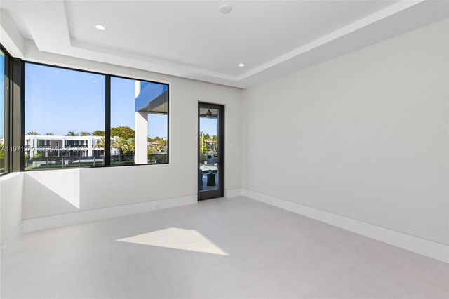 23 Isla Bahia Drive, Fort Lauderdale, FL 33316