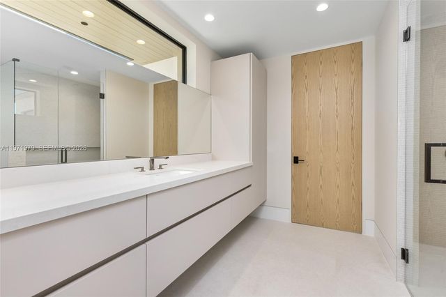 23 Isla Bahia Drive, Fort Lauderdale, FL 33316