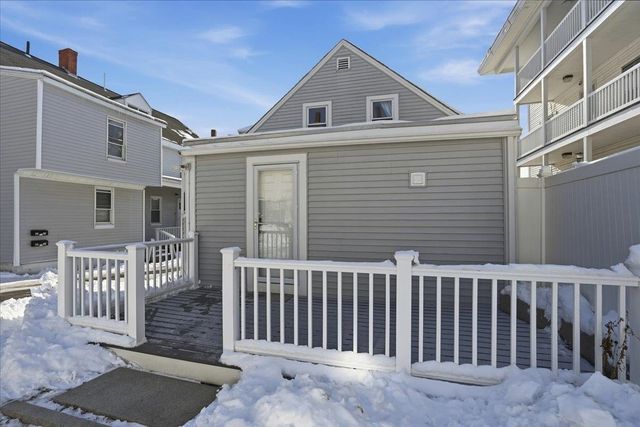 35 First Street, Dover, NH 03820