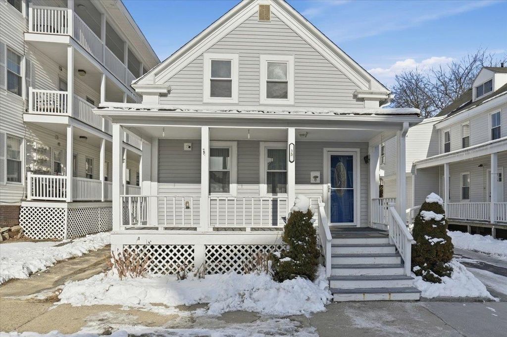 35 First Street, Dover, NH 03820