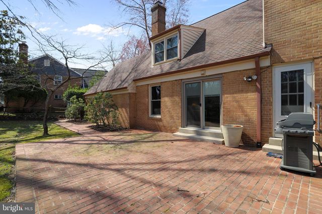 11209 FARMLAND DR, Rockville, MD 20852