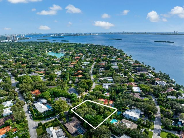 530 Melaleuca Lane, Miami, FL 33137