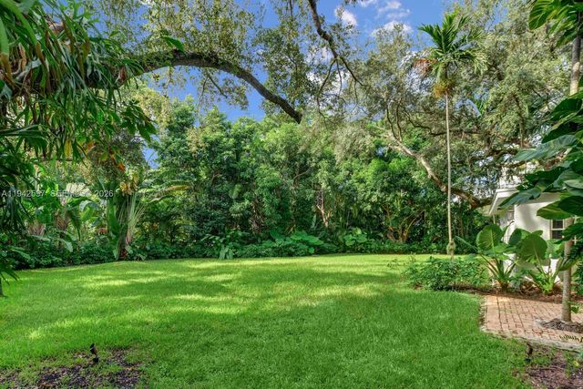 530 Melaleuca Lane, Miami, FL 33137