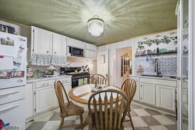 451 Pursel St, Phillipsburg Town, NJ 08865