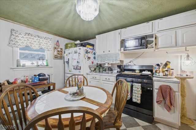 451 Pursel St, Phillipsburg Town, NJ 08865