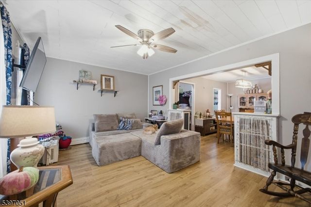 451 Pursel St, Phillipsburg Town, NJ 08865