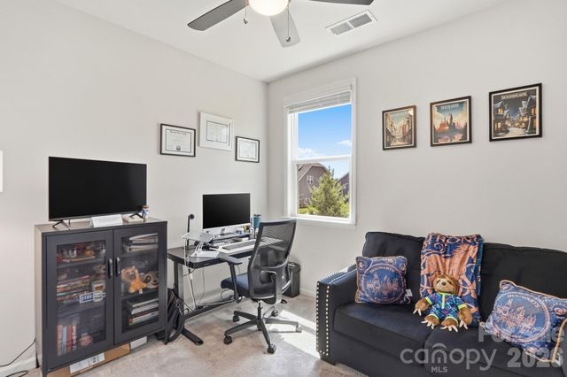 16043 River Tree Lane, Charlotte, NC 28278
