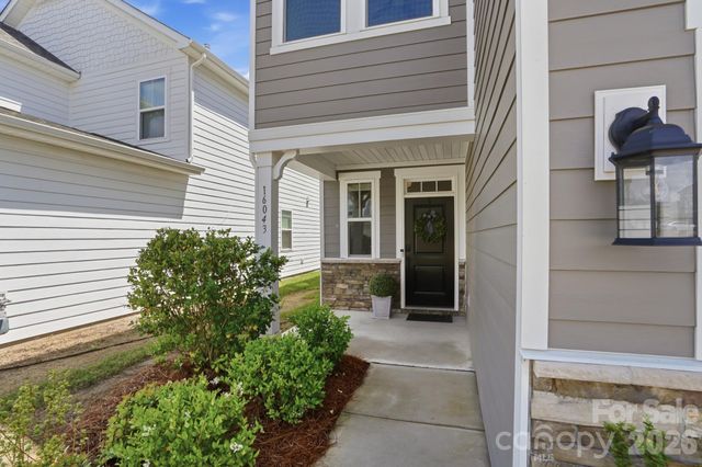 16043 River Tree Lane, Charlotte, NC 28278