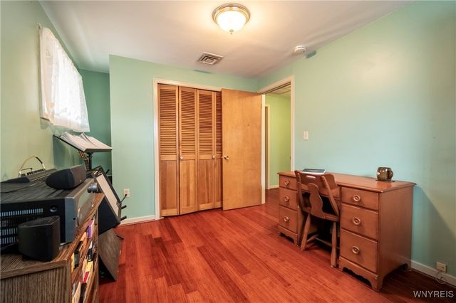 680 Colvin Boulevard, Tonawanda, NY 14217