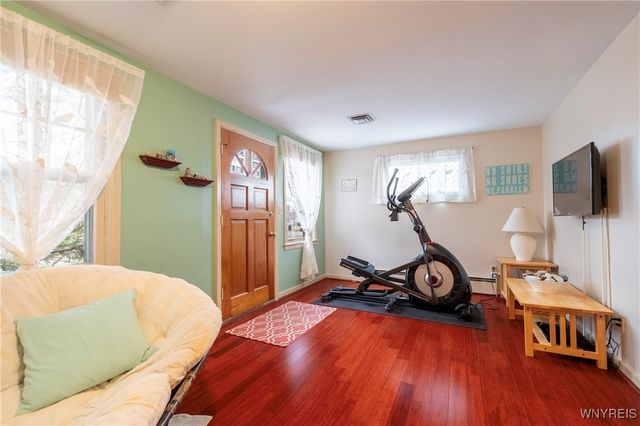 680 Colvin Boulevard, Tonawanda, NY 14217