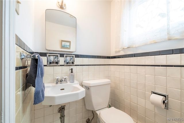 680 Colvin Boulevard, Tonawanda, NY 14217