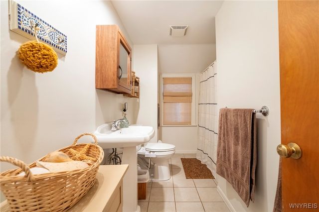 680 Colvin Boulevard, Tonawanda, NY 14217