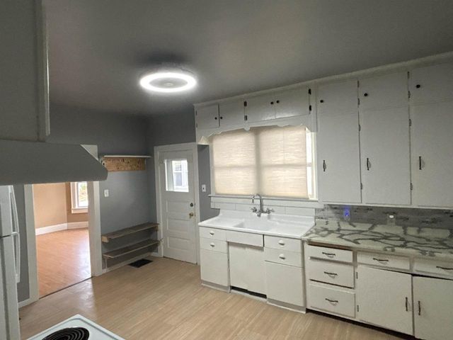 809 CORA STREET, Green Bay, WI 54303