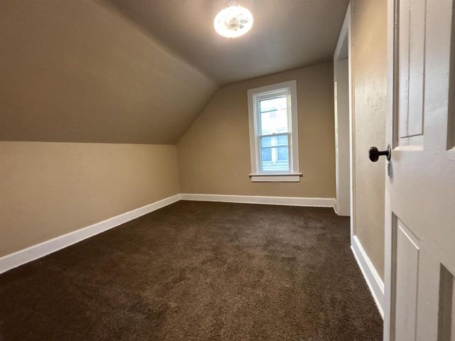 809 CORA STREET, Green Bay, WI 54303