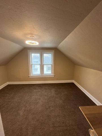 809 CORA STREET, Green Bay, WI 54303