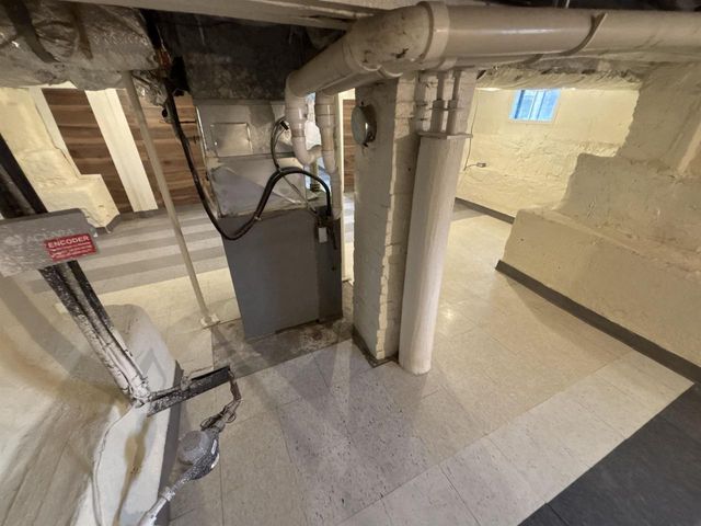 809 CORA STREET, Green Bay, WI 54303