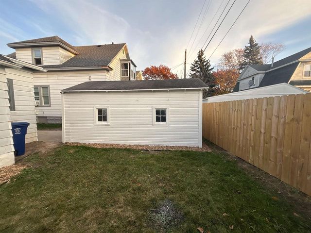 809 CORA STREET, Green Bay, WI 54303