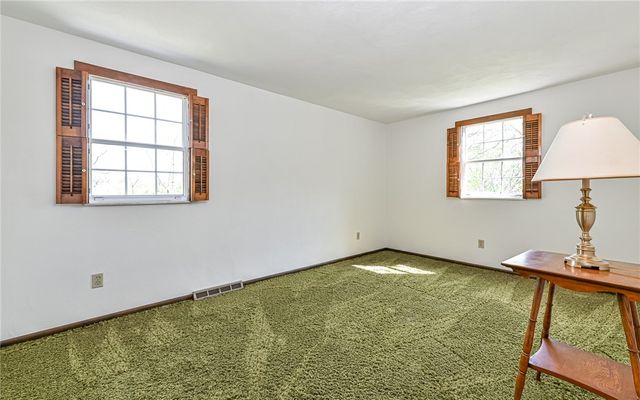 110 Weaver Drive, Shaler, PA 15116