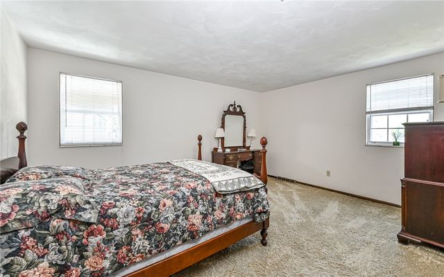 110 Weaver Drive, Shaler, PA 15116